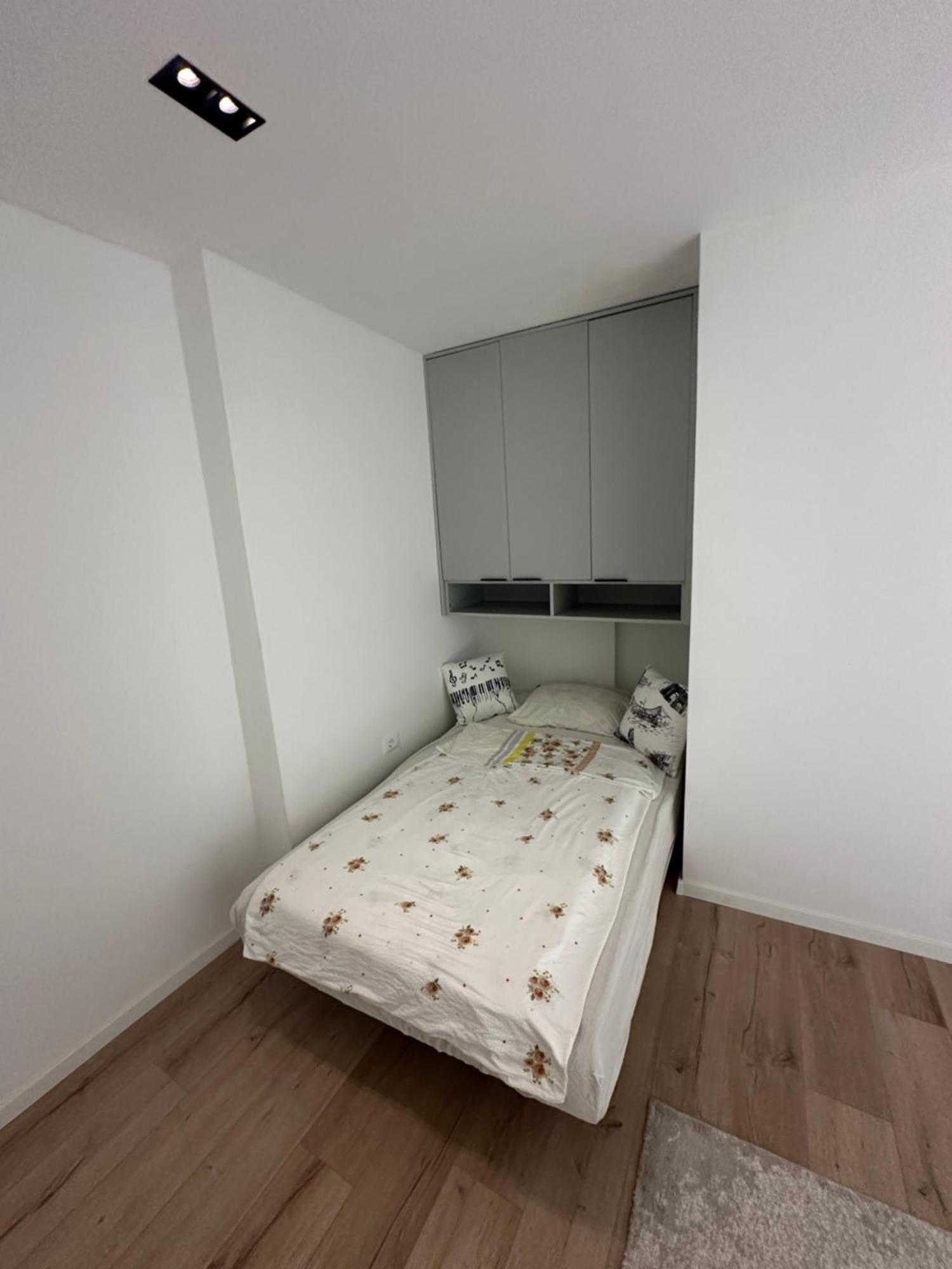 Studio Y Gjakova Buitenkant foto